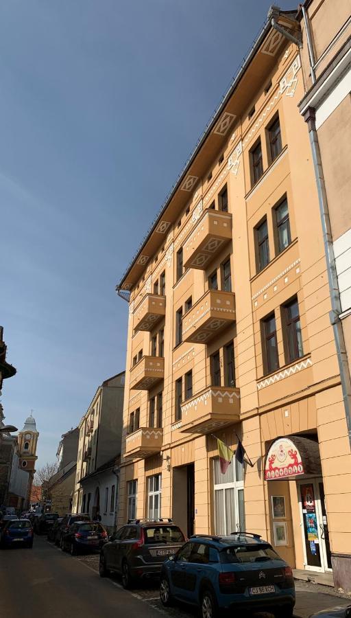 1900 Vetus Central Apartment Cluj-Napoca Luaran gambar