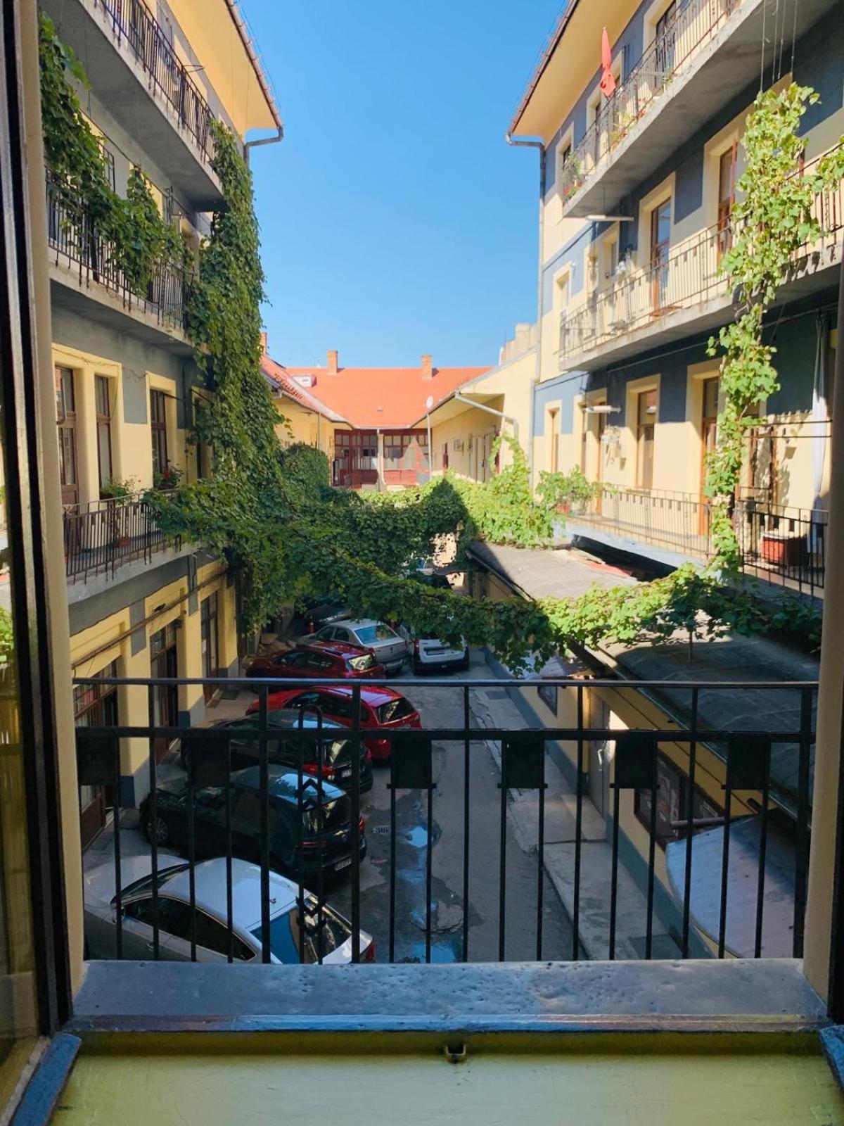 1900 Vetus Central Apartment Cluj-Napoca Luaran gambar